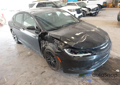 2015 Chrysler 200 S z USA, uszkodzony, nr VIN 1C3CCCBG1FN613745